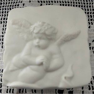 Vintage Angel Trinket Box